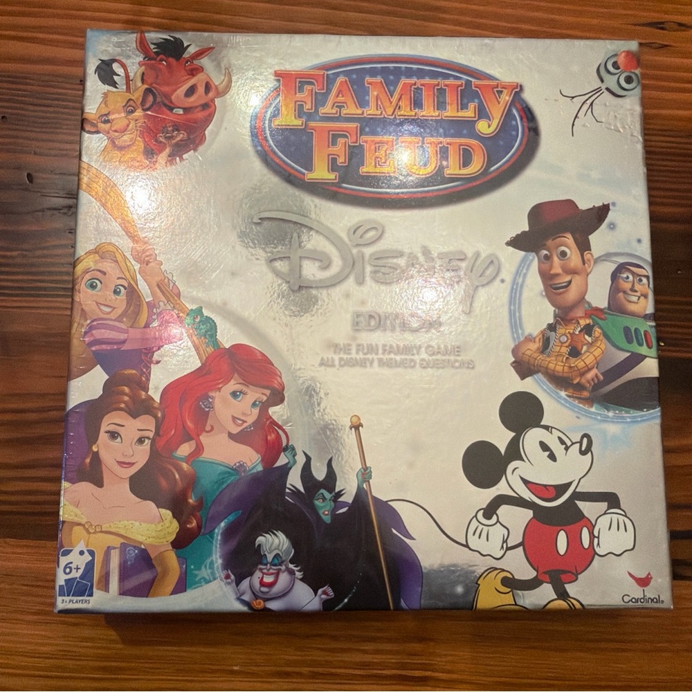 NEW (SEALED PACKAGING) Family Feud: Disney Edition Game - 2016 Edition, Ages 6+